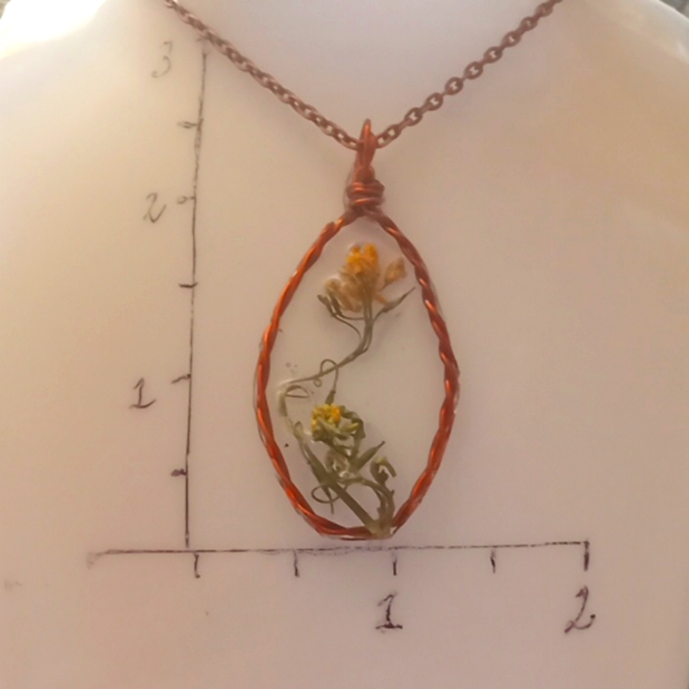 Spring necklace